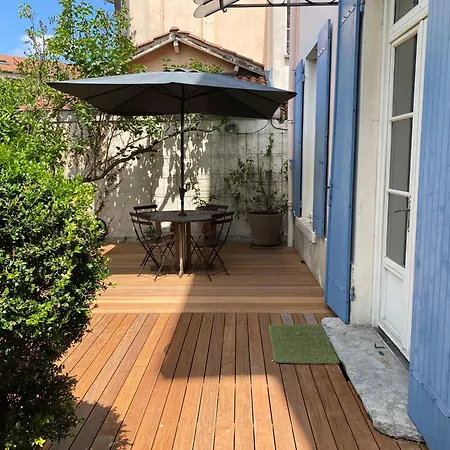 Apartment Un Jardin En - Parking Gratuit *